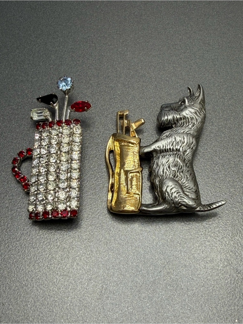 💕2/$20 Vintage Golf Brooches